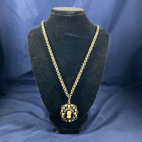 Vintage Hope Chest Cameo Necklace With Ornate Pendant & Faux Pearl Accents Black - Picture 1 of 3